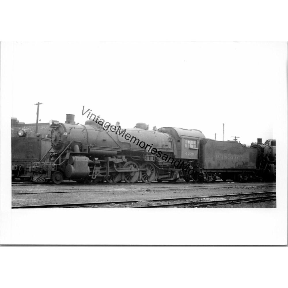 Vtg Balitmore & Ohio B O 4229 Steam Locomotive 3.5" x 5" Real Photo T2-668